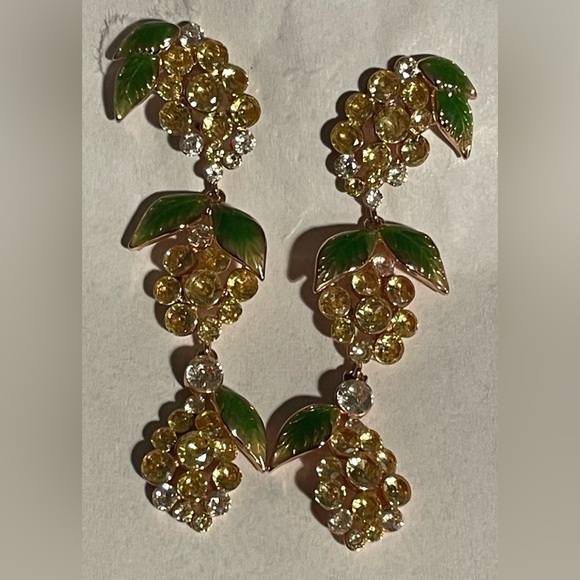Bomb Party Market Fresh Grapes Dangle Earrings - Picture 11 of 11